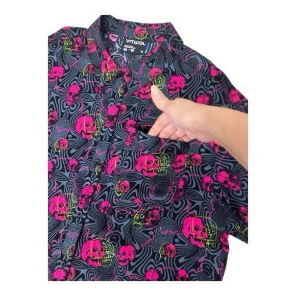 Vitriol Caedia Skull Lightning Pink Grey Women Shirt Size M Button-Up Punk Rock - Picture 5 of 14
